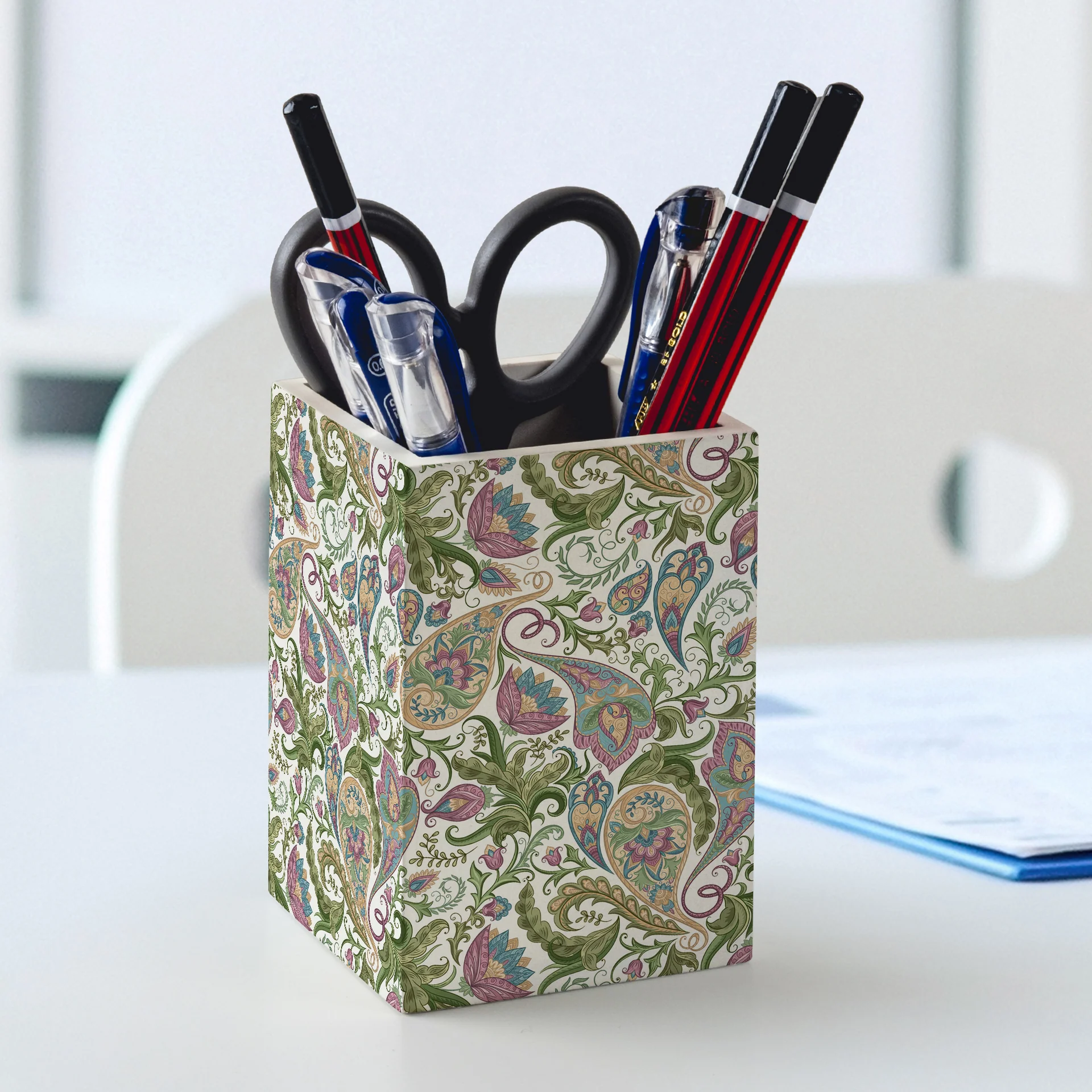 EcoCharm Pen Stand